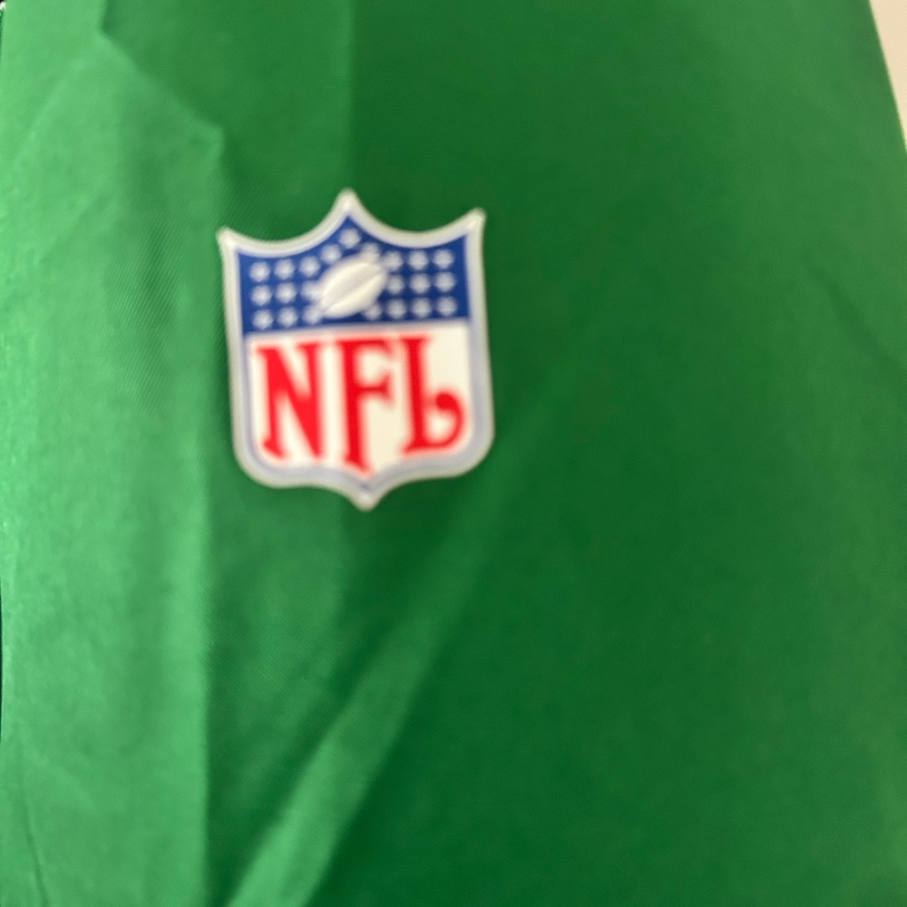 NFL Philadelphia Eagles Jacket Men’s Size medium. Kelly Green. New with tags. - Picture 5 of 6